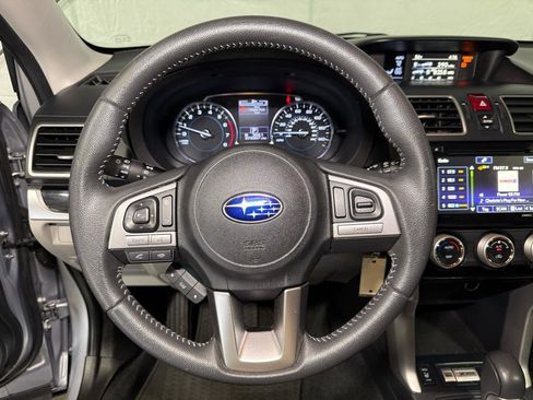 Used 2017 Subaru Forester 2.5i Limited image 15