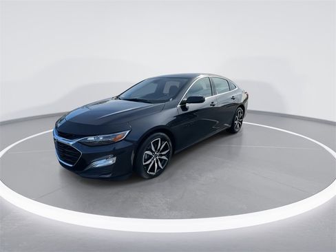 Used 2023 Chevrolet Malibu RS image 4