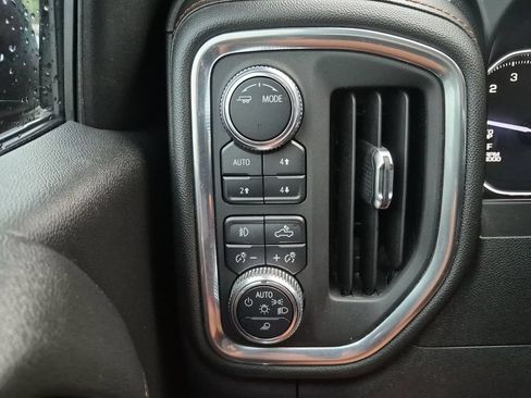 Used 2021 GMC Sierra 1500 AT4 w/ Driver Alert Package I AWD/4WD image 29