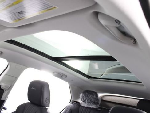 New 2026 Buick Envision Avenir image 11