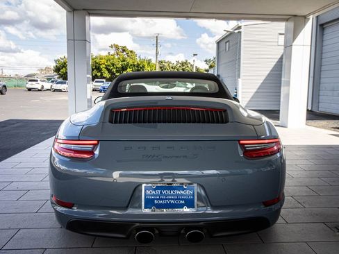 Used 2017 Porsche 911 Carrera S image 18