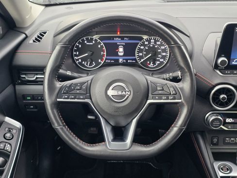 Certified 2025 Nissan Sentra SR w/ SR Premium Package FWD image 15