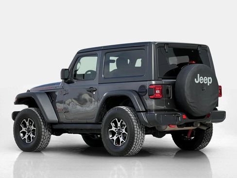 Used 2018 Jeep Wrangler Rubicon image 2