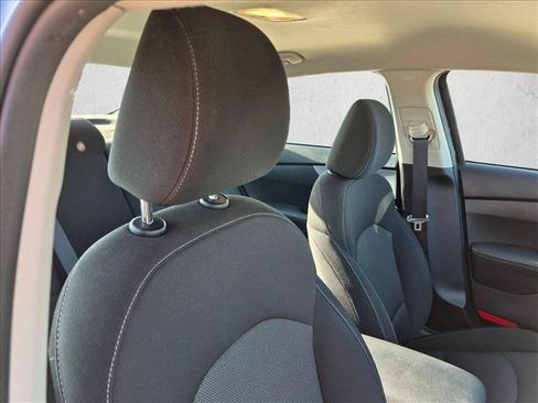 Used 2024 Kia Forte LXS w/ LXS Technology Package FWD image 16
