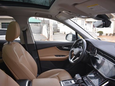Used 2022 Audi Q7 2.0T Premium image 21