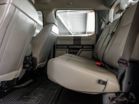 Used 2021 Ford F550 4x4 Crew Cab Super Duty w/ Power Equipment Group image 35