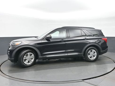 Used 2020 Ford Explorer XLT w/ Equipment Group 202A RWD image 6