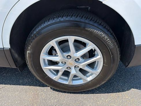 Used 2023 Chevrolet Equinox LT AWD/4WD image 5