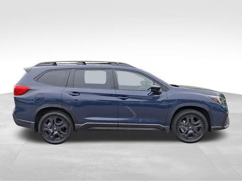Used 2025 Subaru Ascent Bronze Edition w/ Onyx Package AWD/4WD image 7