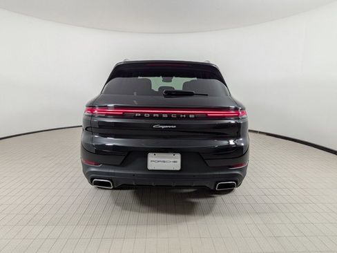 New 2026 Porsche Cayenne image 10