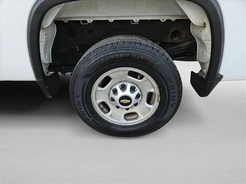 Used 2023 Chevrolet Silverado 2500 W/T w/ WT Convenience Package image 9