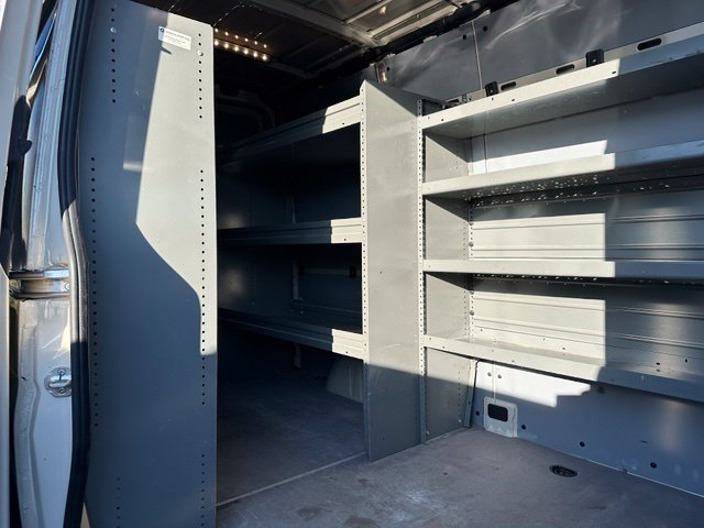 Used 2024 Mercedes-Benz Sprinter 2500 image 15