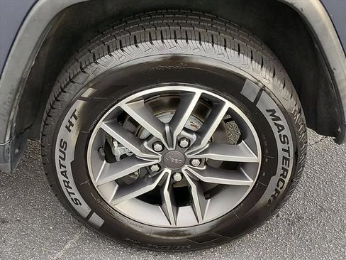 Used 2021 Jeep Grand Cherokee Limited RWD image 18