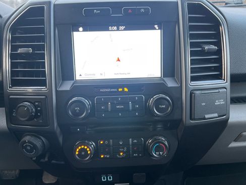 Used 2018 Ford F150 XLT w/ Equipment Group 302A Luxury image 30