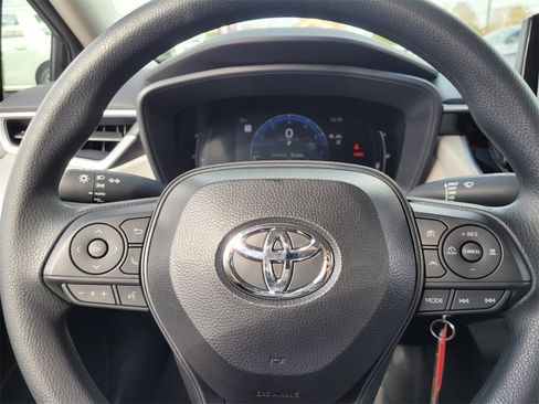 Certified 2026 Toyota Corolla LE image 20