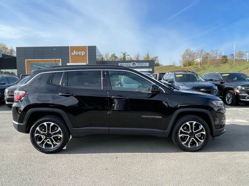 Used 2024 Jeep Compass Limited image 2