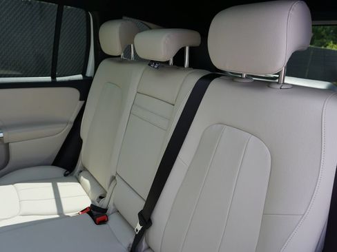 Certified 2025 Mercedes-Benz GLB 250 image 47