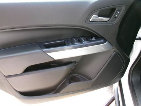 Used 2019 Chevrolet Colorado ZR2 AWD/4WD image 8
