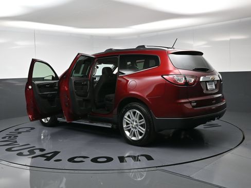 Used 2015 Chevrolet Traverse LT w/ Style and Technology Package AWD/4WD image 28