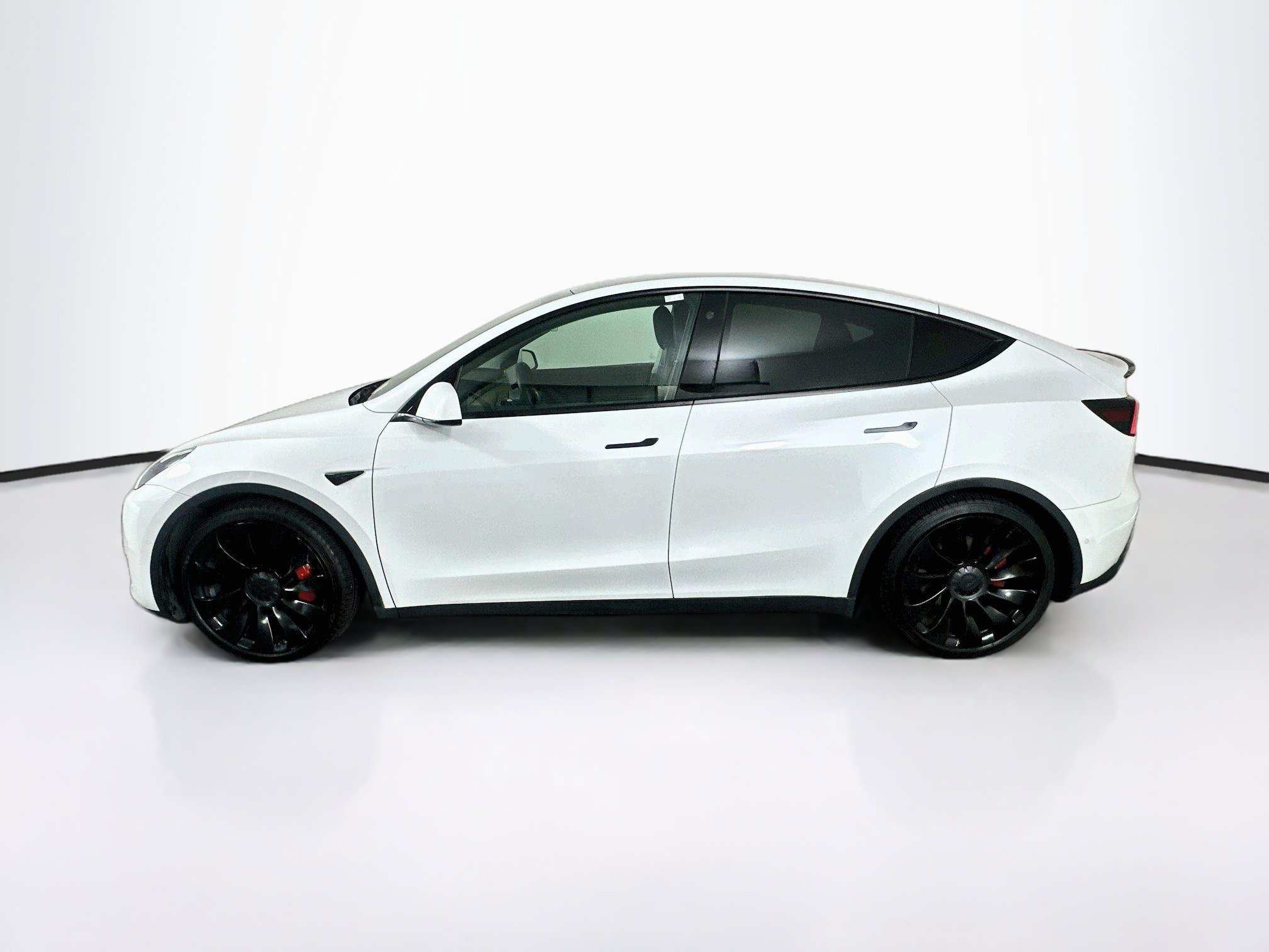 Used 2022 Tesla Model Y Performance AWD/4WD image 4