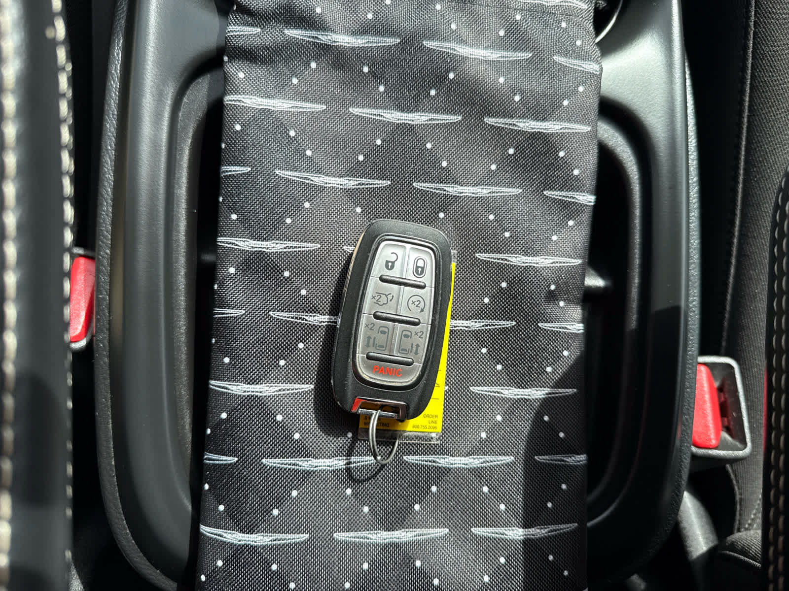 Used 2024 Chrysler Pacifica Touring FWD image 26