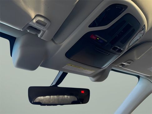 Used 2022 Subaru Outback Touring image 20