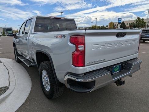 Used 2022 Chevrolet Silverado 3500 LTZ AWD/4WD image 30