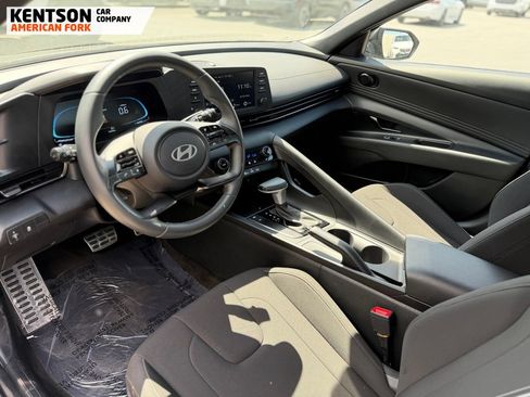 Used 2026 Hyundai Elantra Sport FWD image 27