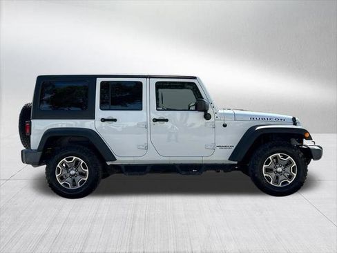 Certified 2017 Jeep Wrangler Unlimited Rubicon w/ Connectivity Group image 4
