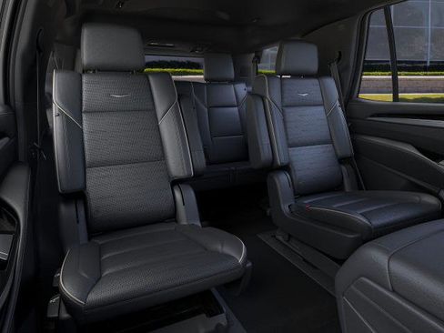 New 2026 Cadillac Escalade Luxury image 17