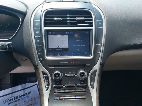 Used 2020 Lincoln Nautilus Reserve AWD/4WD image 21