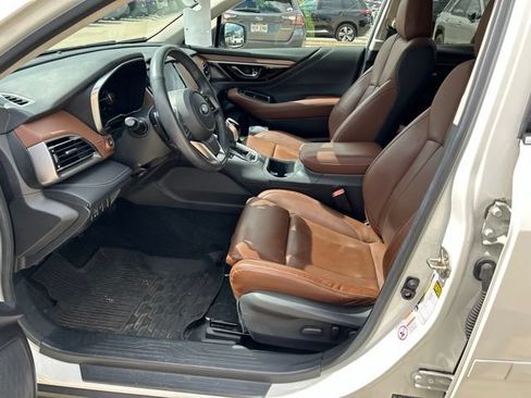 Used 2020 Subaru Outback Touring XT AWD/4WD image 5