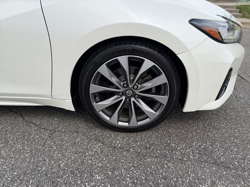 Used 2019 Nissan Maxima Platinum FWD image 13