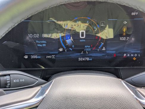 Used 2025 Chevrolet Equinox LT AWD/4WD image 15