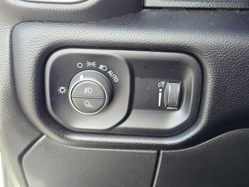 Used 2024 RAM 3500 Big Horn AWD/4WD image 28