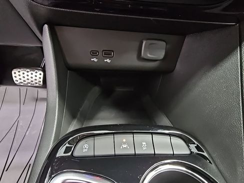 New 2026 Buick Encore GX Sport Touring FWD image 18