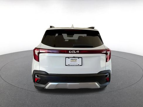 Used 2025 Kia Seltos S image 12