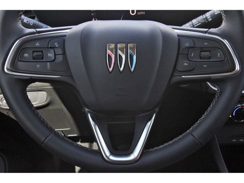 Used 2024 Buick Encore GX Preferred FWD image 18