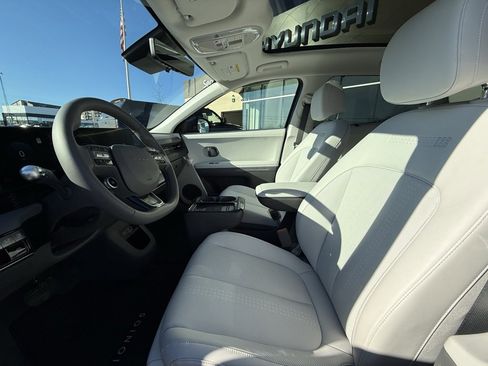 Certified 2025 Hyundai Ioniq 5 Limited image 12