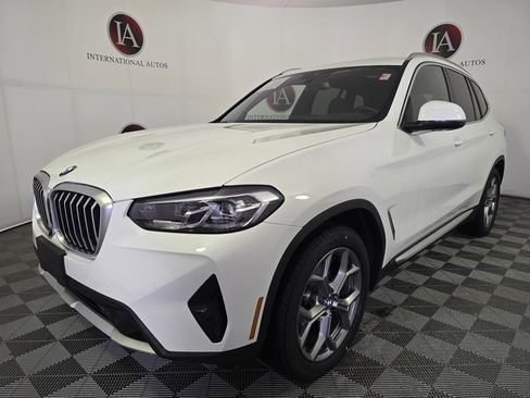 Used 2022 BMW X3 xDrive30i w/ Premium Package 2 (ZPA) image 5