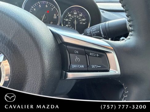 Used 2021 MAZDA MX-5 Miata RF Grand Touring RWD image 10