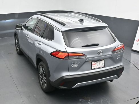 Used 2026 Toyota Corolla Cross XLE image 30