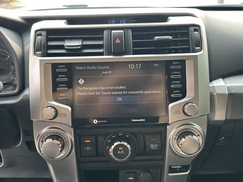 Used 2021 Toyota 4Runner SR5 AWD/4WD image 24