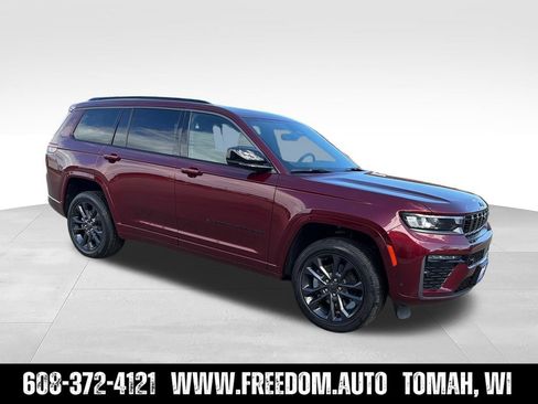 New 2026 Jeep Grand Cherokee L Limited AWD/4WD image 9