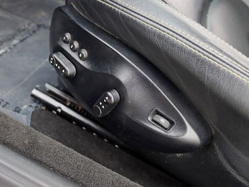 Used 2013 Maserati GranTurismo MC image 27