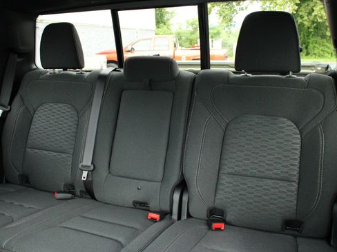 New 2026 RAM 1500 Warlock AWD/4WD image 23