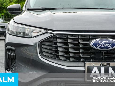 Used 2024 Ford Escape Active FWD image 11