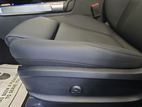 New 2026 Mercedes-Benz GLB 250 image 29