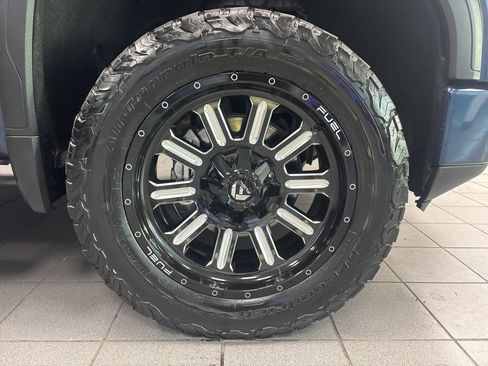 Used 2020 GMC Sierra 1500 AT4 w/ AT4 Premium Package image 8