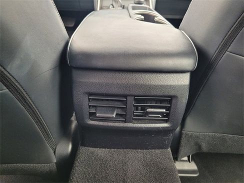 Used 2019 Lexus IS 300 image 17